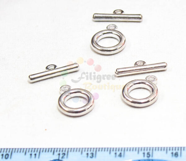 Toggle clasp silver