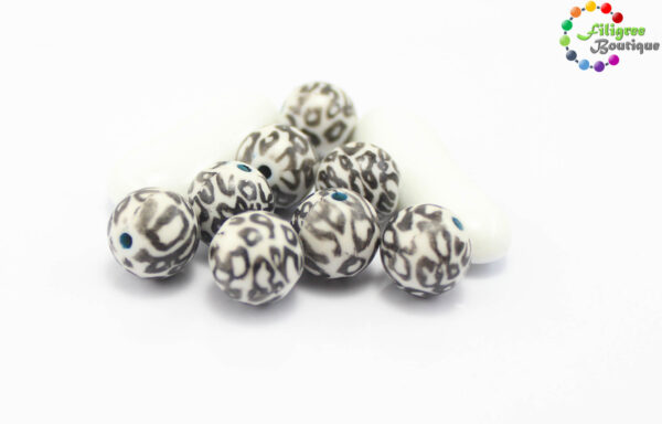 Acrylic Beads