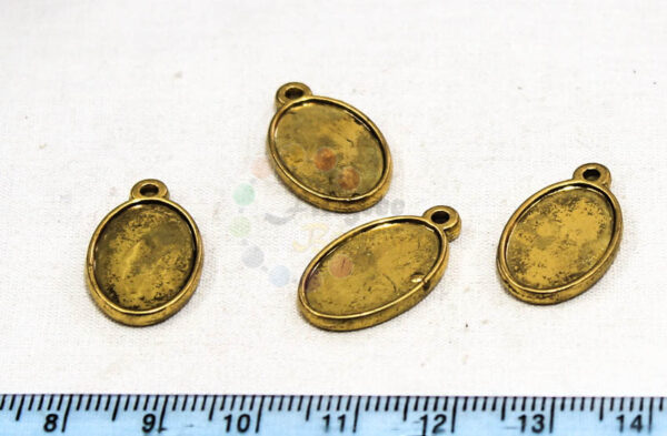 20mm cabochons Settings antique gold