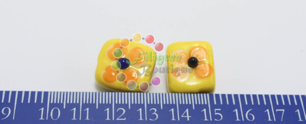 Flat Flower Glass Beads - Yellow - 15x15mm