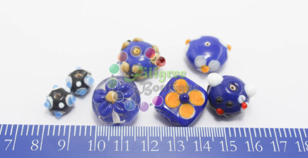 Blue & White Glass Beads - Assorted - 7 beads in a pack